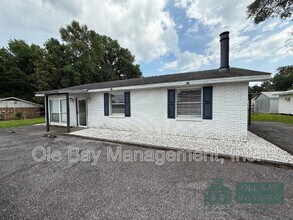 Building Photo - 6201 Three Notch Rd