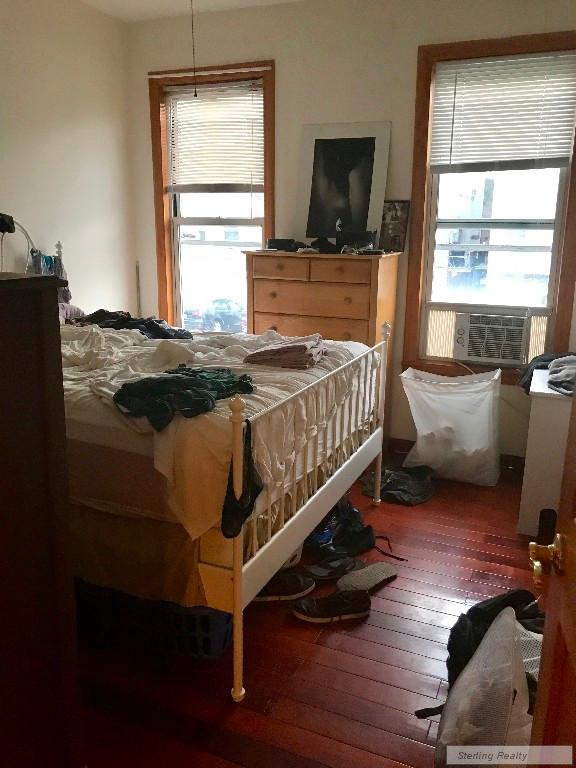 Foto del edificio - 2334 26th St