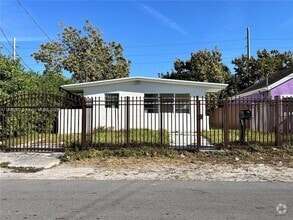 Building Photo - 1557 NW 66th St
