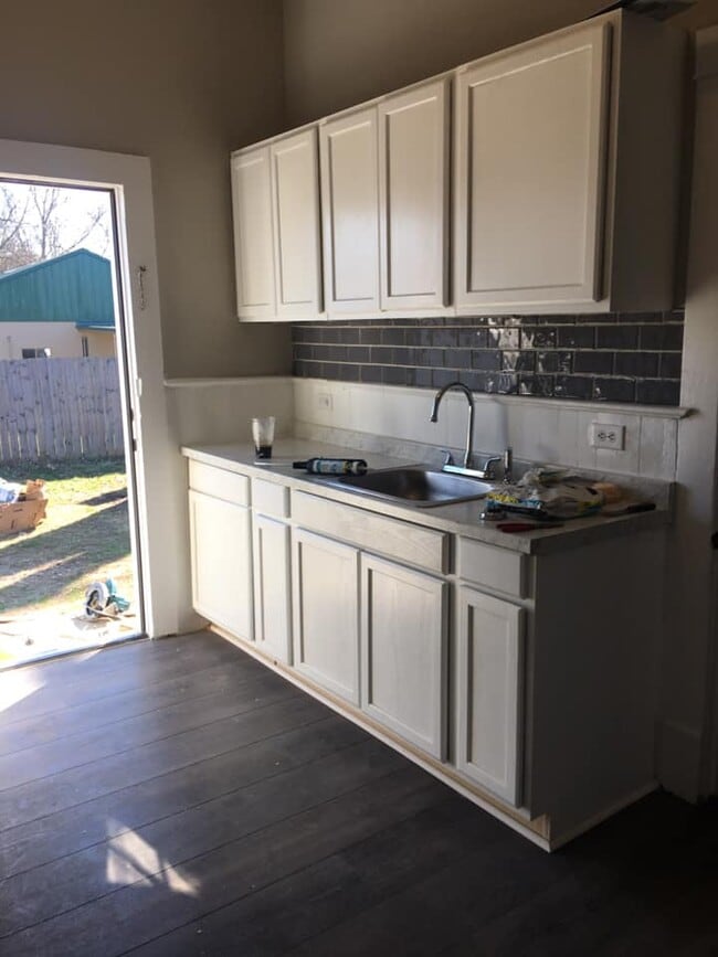 Foto del edificio - 735 Beechwood Ave