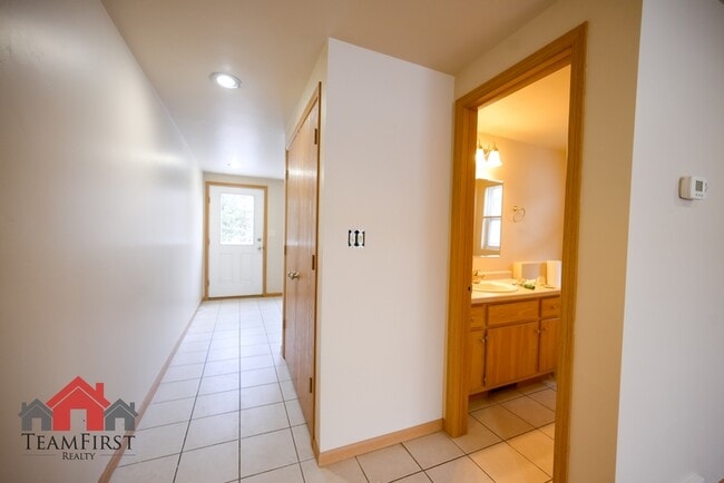 Building Photo - 2137 S Broadway