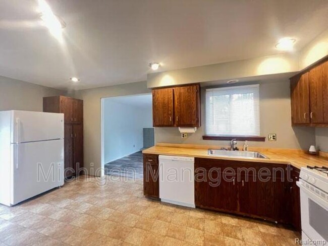 Building Photo - 11219 Morgan Ave