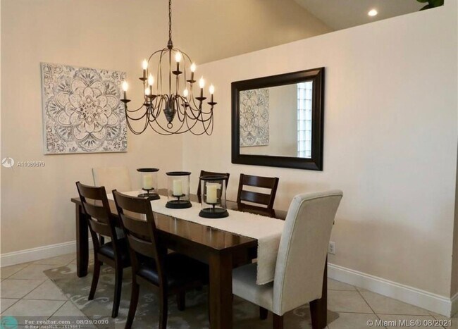 Building Photo - 5880 NW 72nd Ct