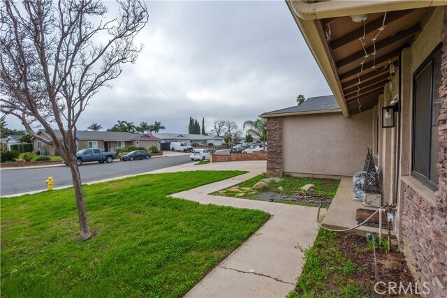 Foto del edificio - 5052 Taft St