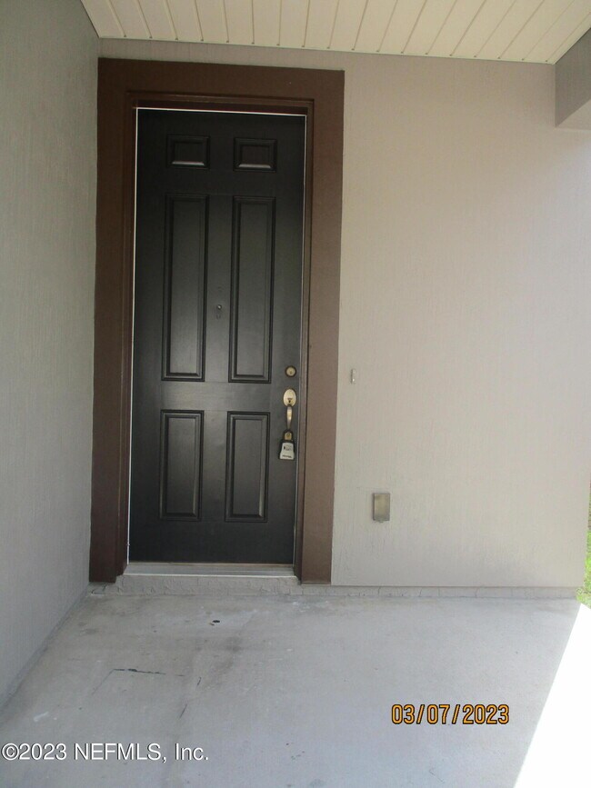 Foto del edificio - 619 Briar View Dr