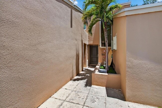 Foto del edificio - 1089 NW 13th St