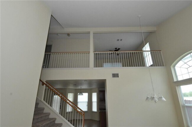 Foto del edificio - 17302 Zola Ln