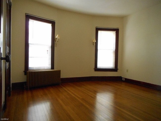 Foto del edificio - 302 Glenwood Ave