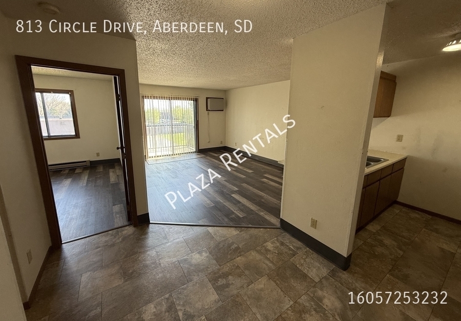 Primary Photo - 307 11th Ave NW