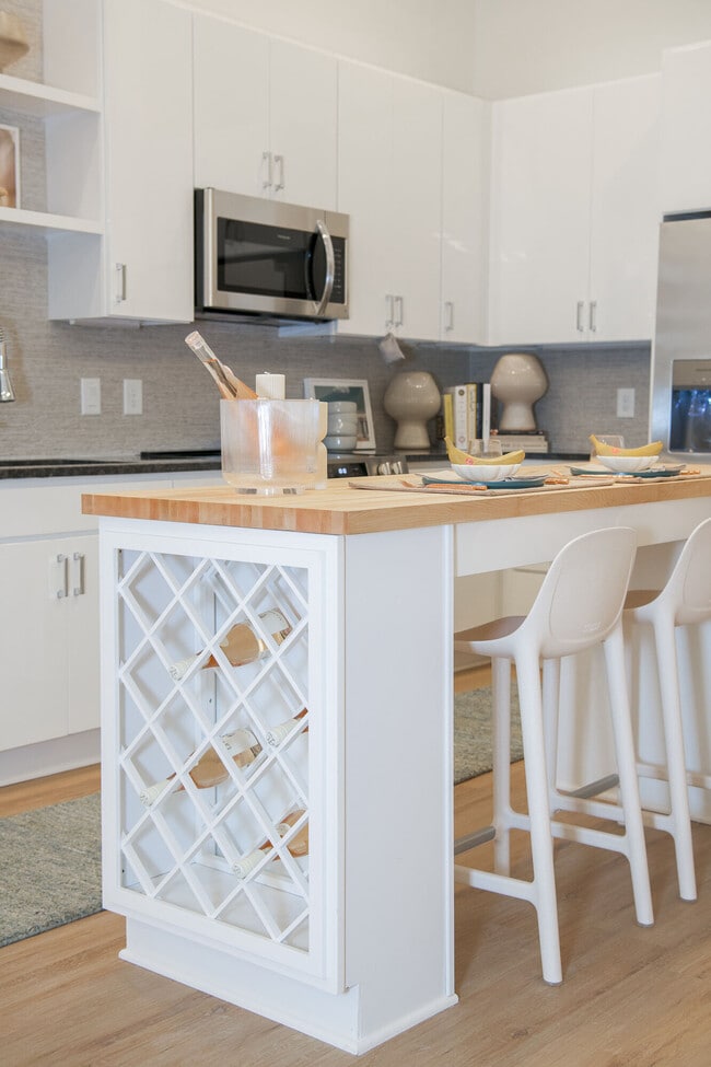 Ello House apartments — community photo - Camden Loho