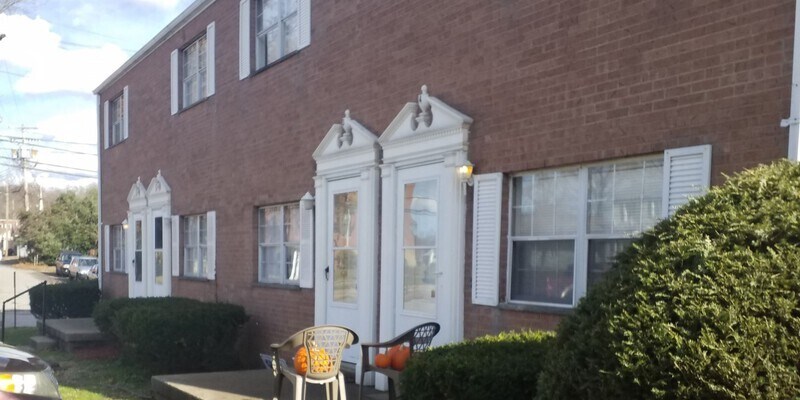 Foto principal - ST Mary's 319 Washington Campus