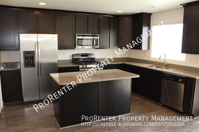 Foto del edificio - 1045 Stonehaven Dr