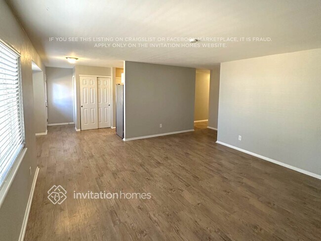 Foto del edificio - 2643 S Richfield St