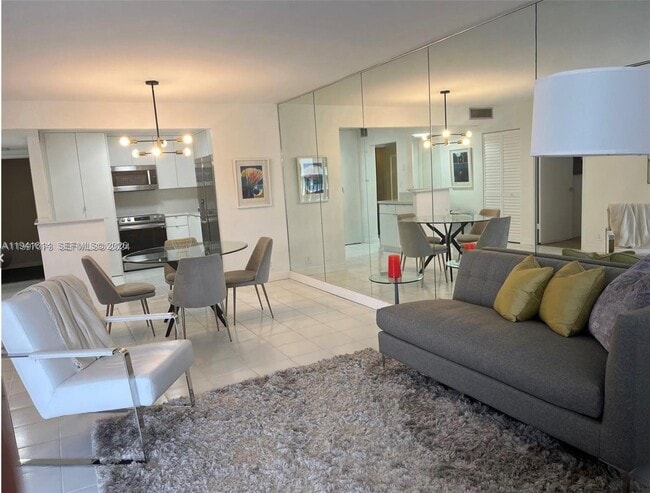 Building Photo - 1865 Brickell Ave