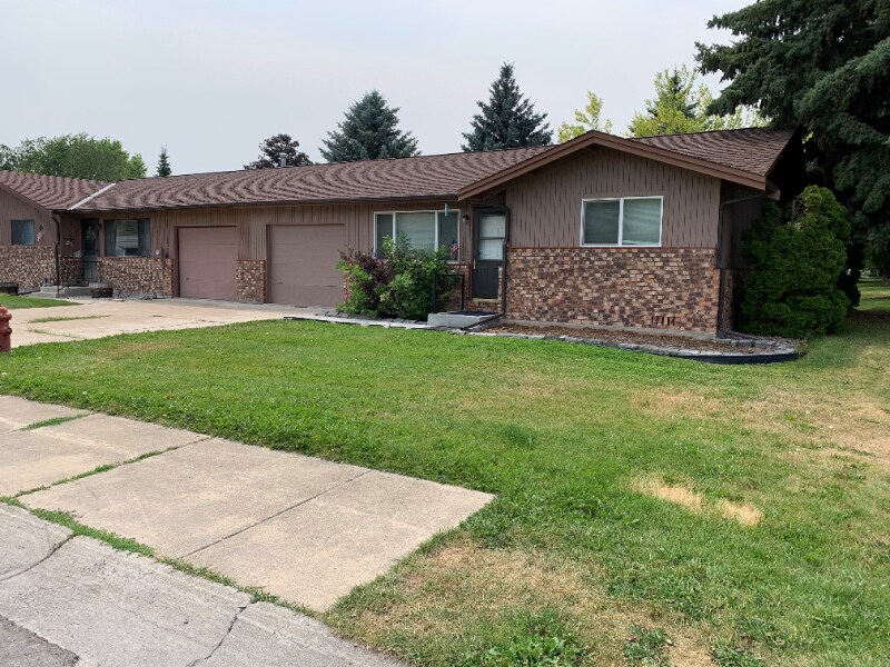 Primary Photo - 112 Hawthorn Ave