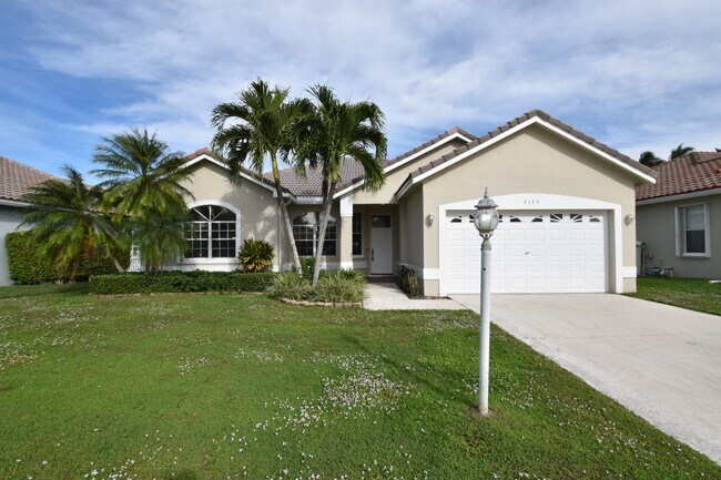 Foto del edificio - 7178 Catalina Isle Dr