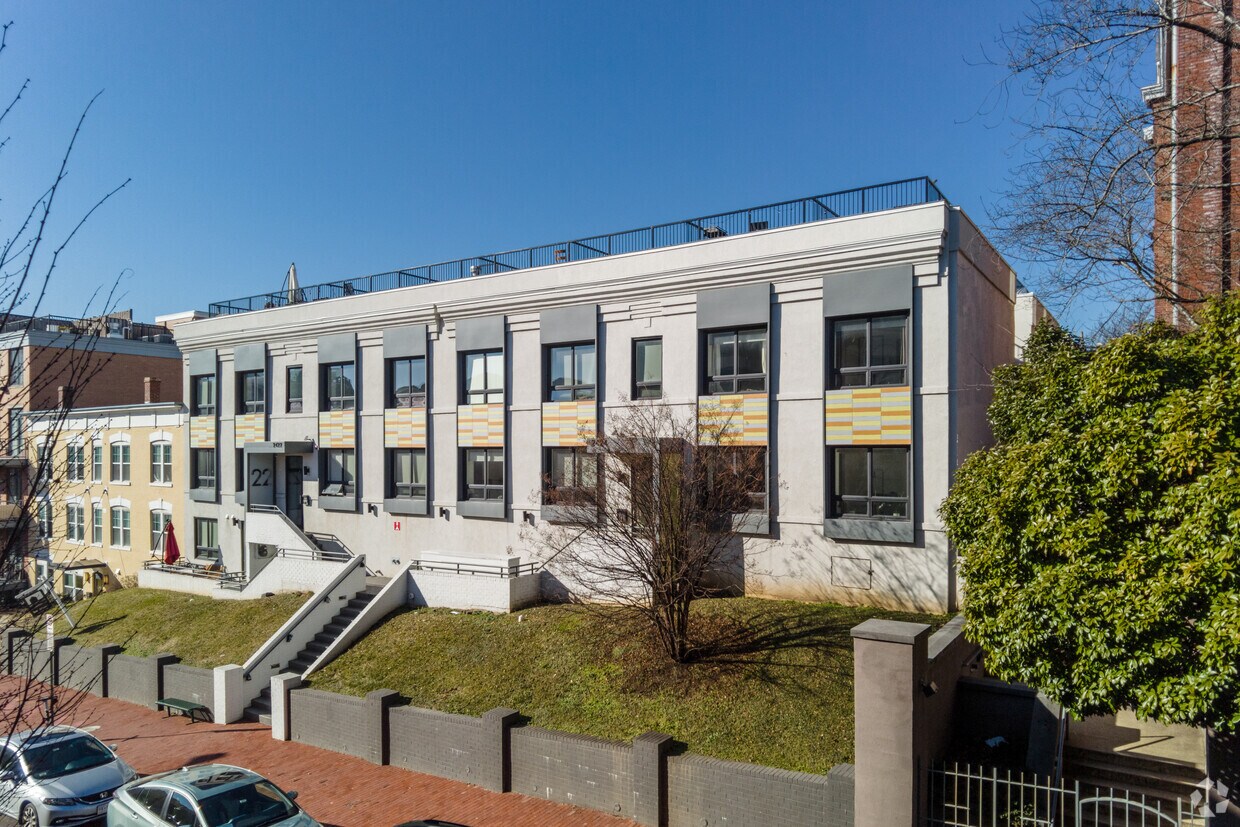 Building Photo - Moda17