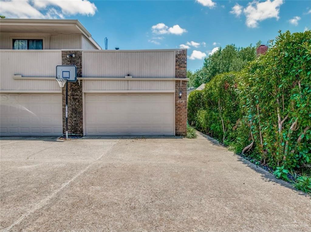 4919 Bryce Ave, Fort Worth, TX 76107 Apartment for Rent in Fort Worth