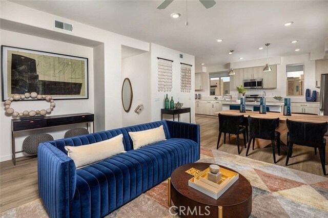 Foto del edificio - 27878 Reese Dr