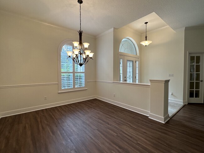 Building Photo - 5204 Comfort Ct