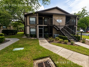 Building Photo - 3961 Dream Oak Pl