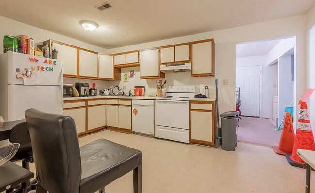 Foto del edificio - 171 Clover Valley Cir