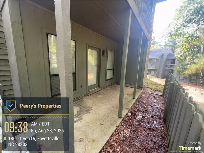 Building Photo - 1861 Tryon Dr