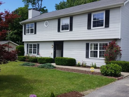 Primary Photo - 171 Fulton St