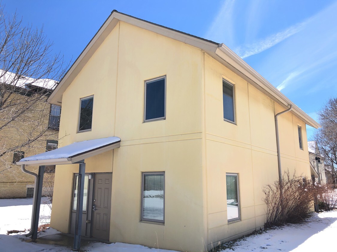 726 W Bruce St, Milwaukee, WI 53204 House Rental in Milwaukee, WI