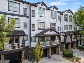 Building Photo - 221 Semel Cir NW