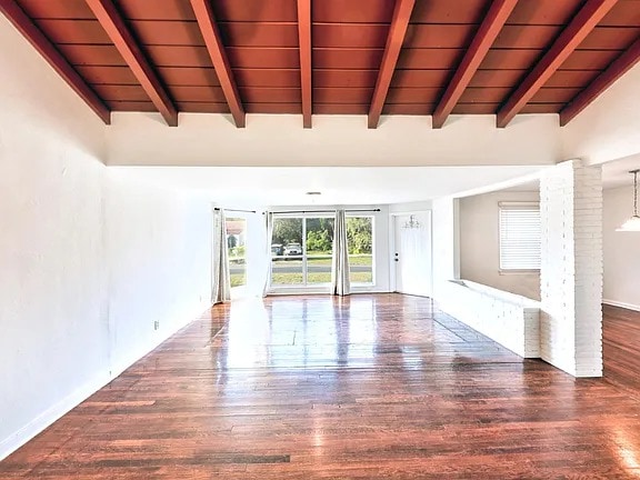 Foto del edificio - 1231 Longwood St