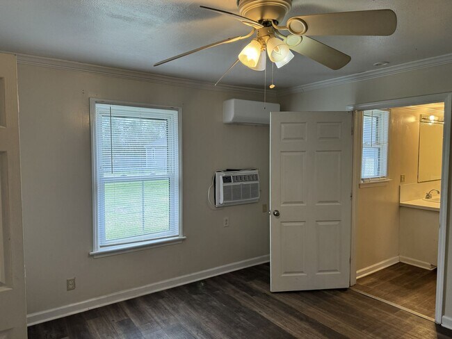 Foto del edificio - 104 Charles St