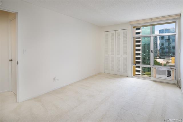 Foto del edificio - 1350 Ala Moana Blvd