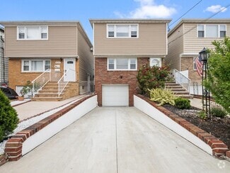 Building Photo - 412 Cator Ave