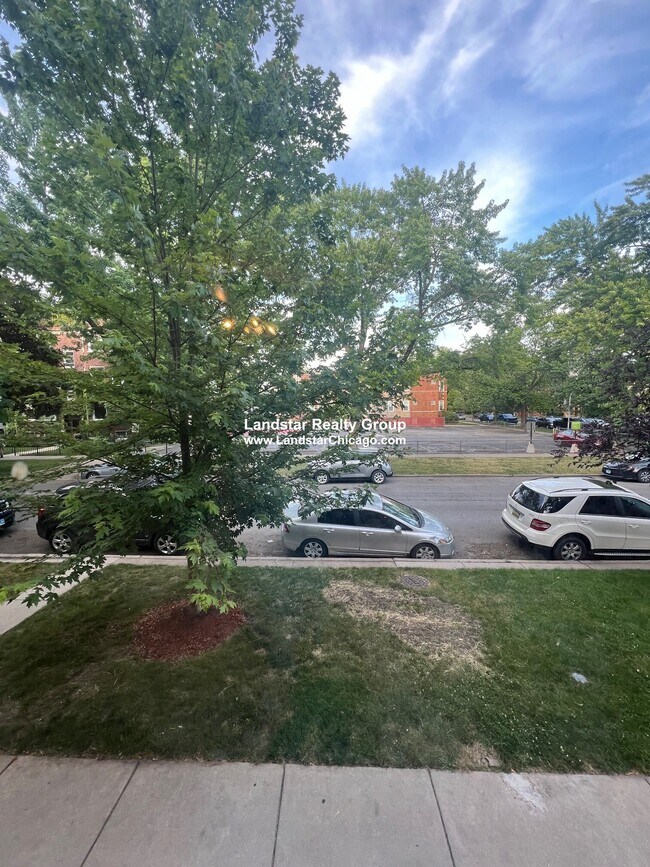 Foto del edificio - 6522 N Glenwood Ave