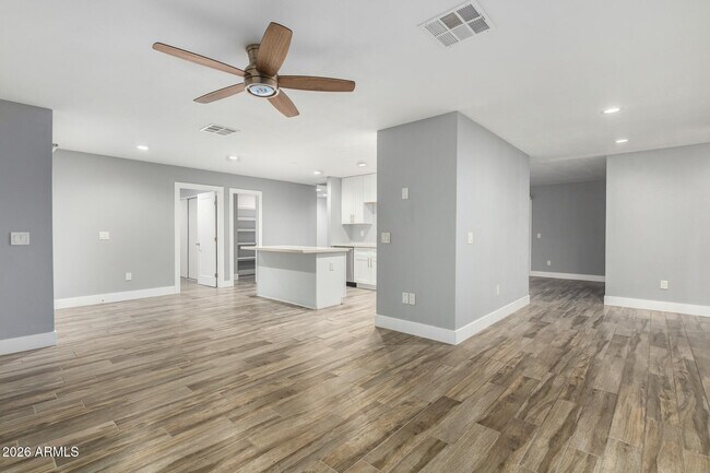 Foto del edificio - 3520 S Poplar St