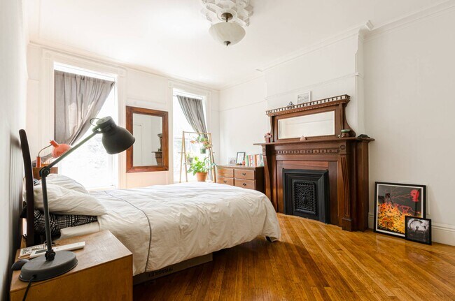 Foto del edificio - 874 Sterling Pl