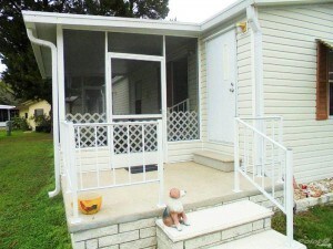 Foto del edificio - 8975 W Halls River Rd