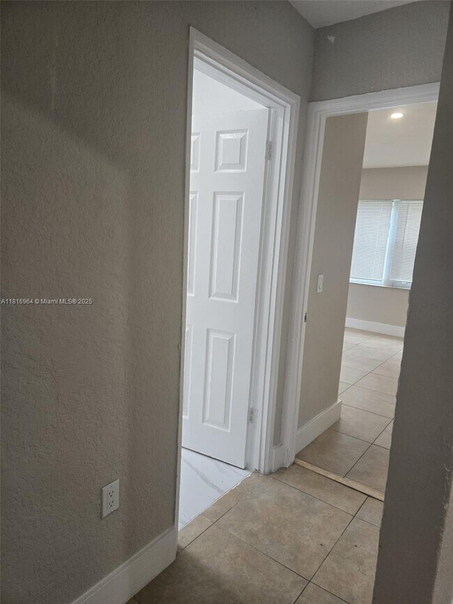 Foto del edificio - 5709 Taylor St