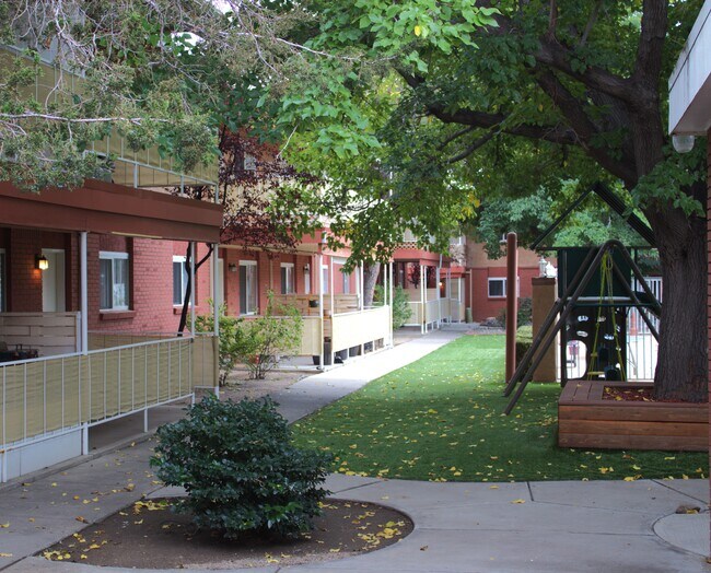 Foto del edificio - Pinon Terrace