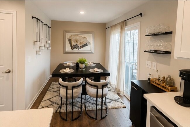 Foto del edificio - 2757 Thornton Grove Blvd