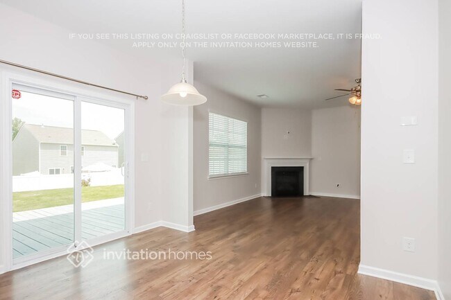 Foto del edificio - 144 N Cromwell Dr