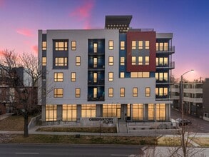 Building Photo - 2374 S University Blvd