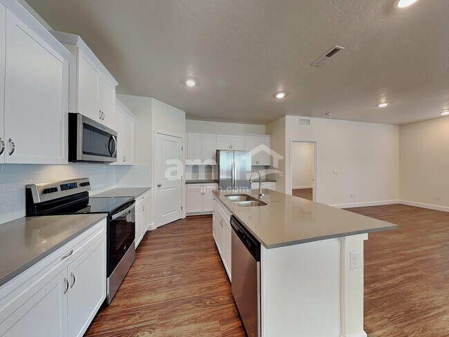 Foto del edificio - 5054 W White Ash Ct