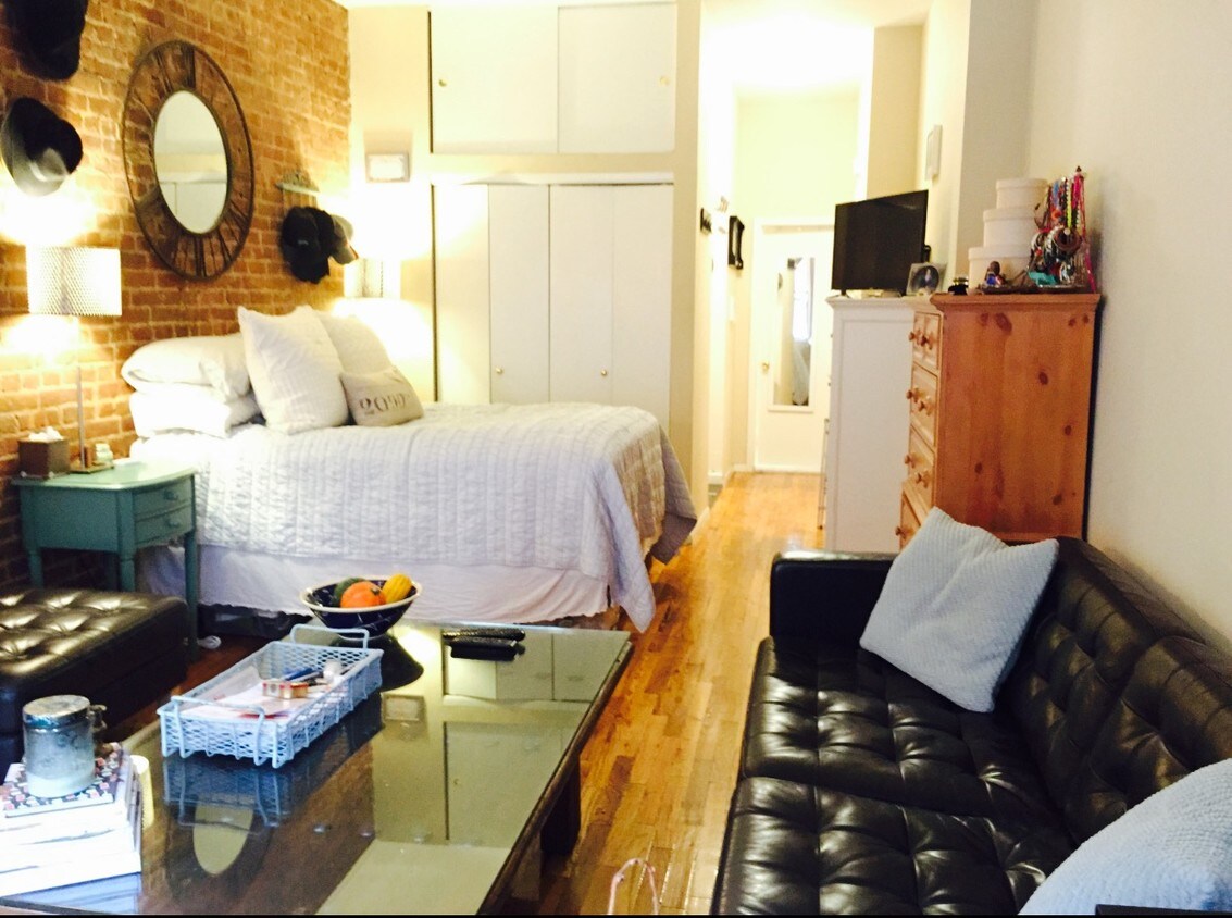 Foto principal - 165 E 91st St