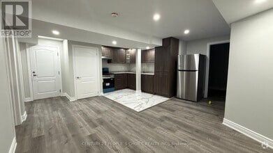 Building Photo - 24 Okanagan Dr