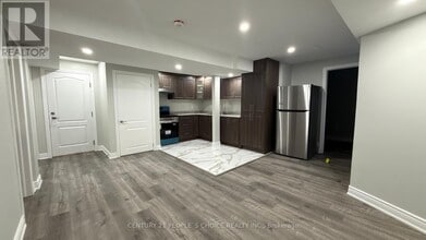 Building Photo - 24 Okanagan Dr