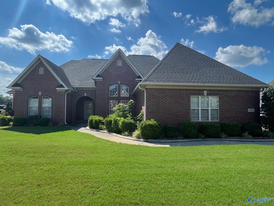 Foto principal - 1907 Weatherly Cir SW