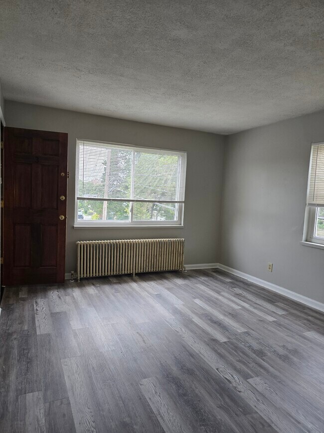 Foto del edificio - 1580 Glenbeck Ave