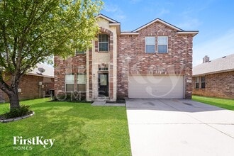 Building Photo - 1636 Grassy View Dr